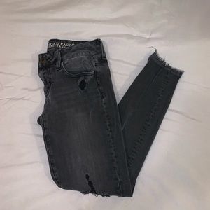 American Eagle Distressed Jeans